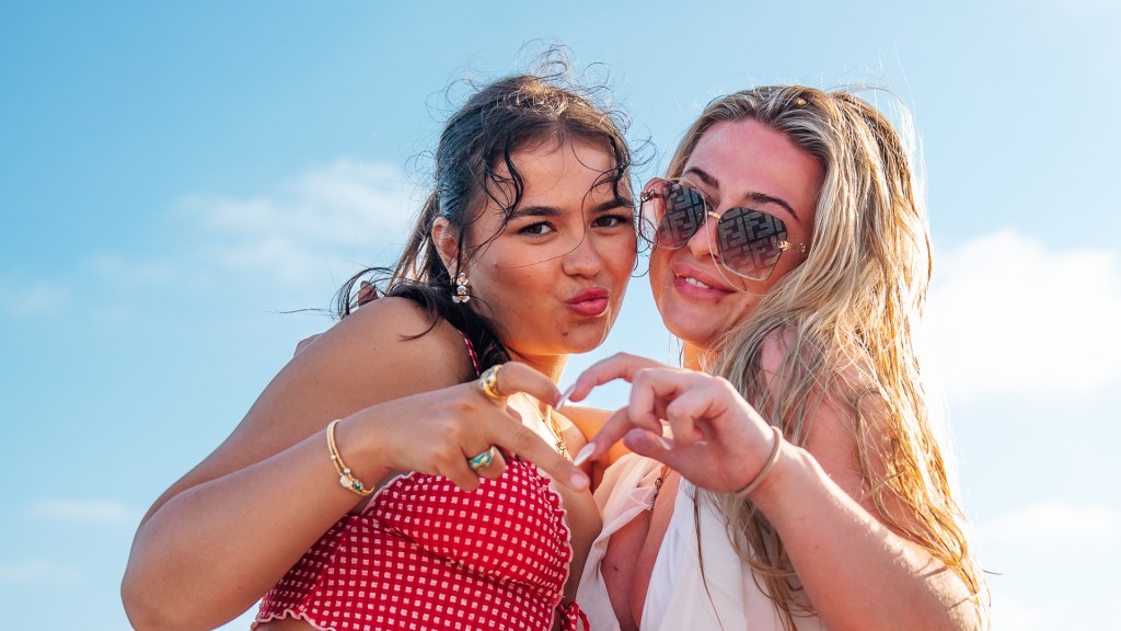 boat-and-pool-party-package